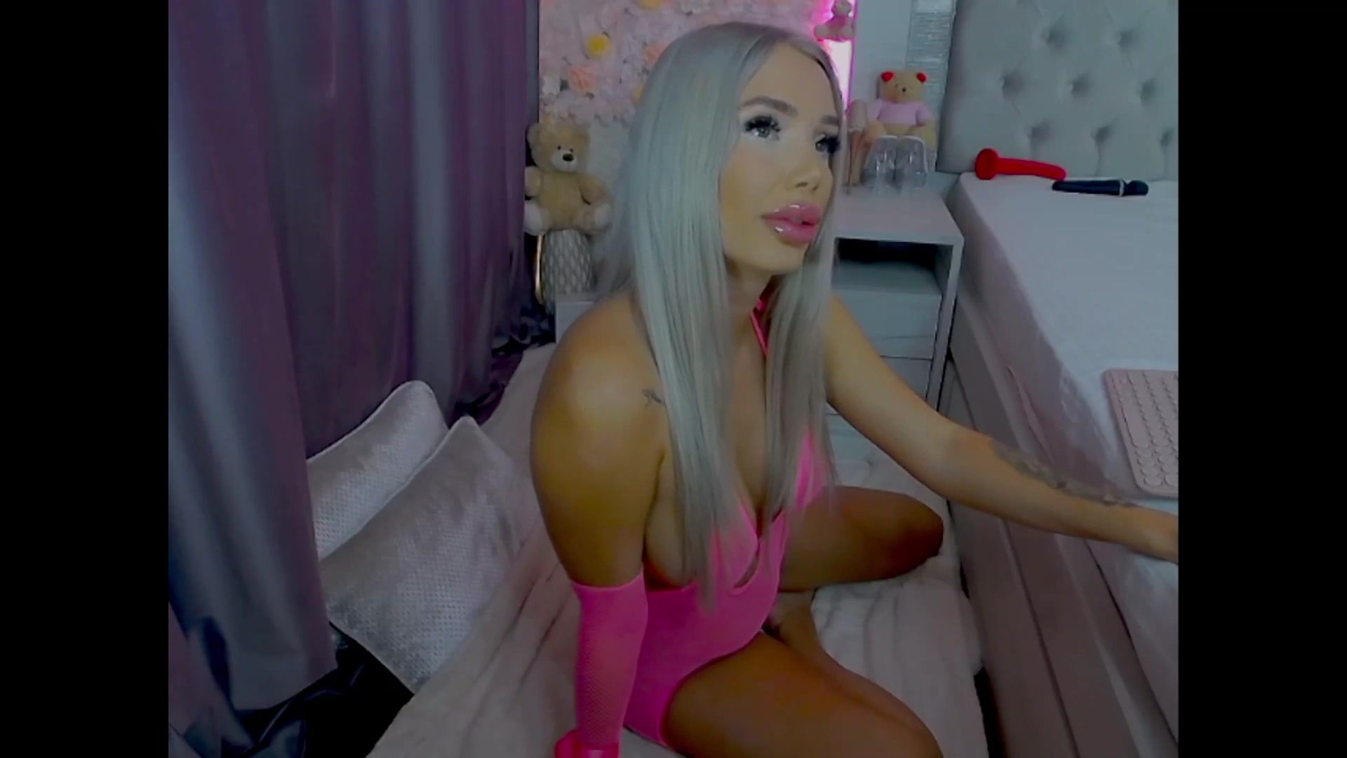 Gallery image thumbnail from BlairLuxee's myfreecams stream on, 11/10/2025, 08:51 image 12 of 20