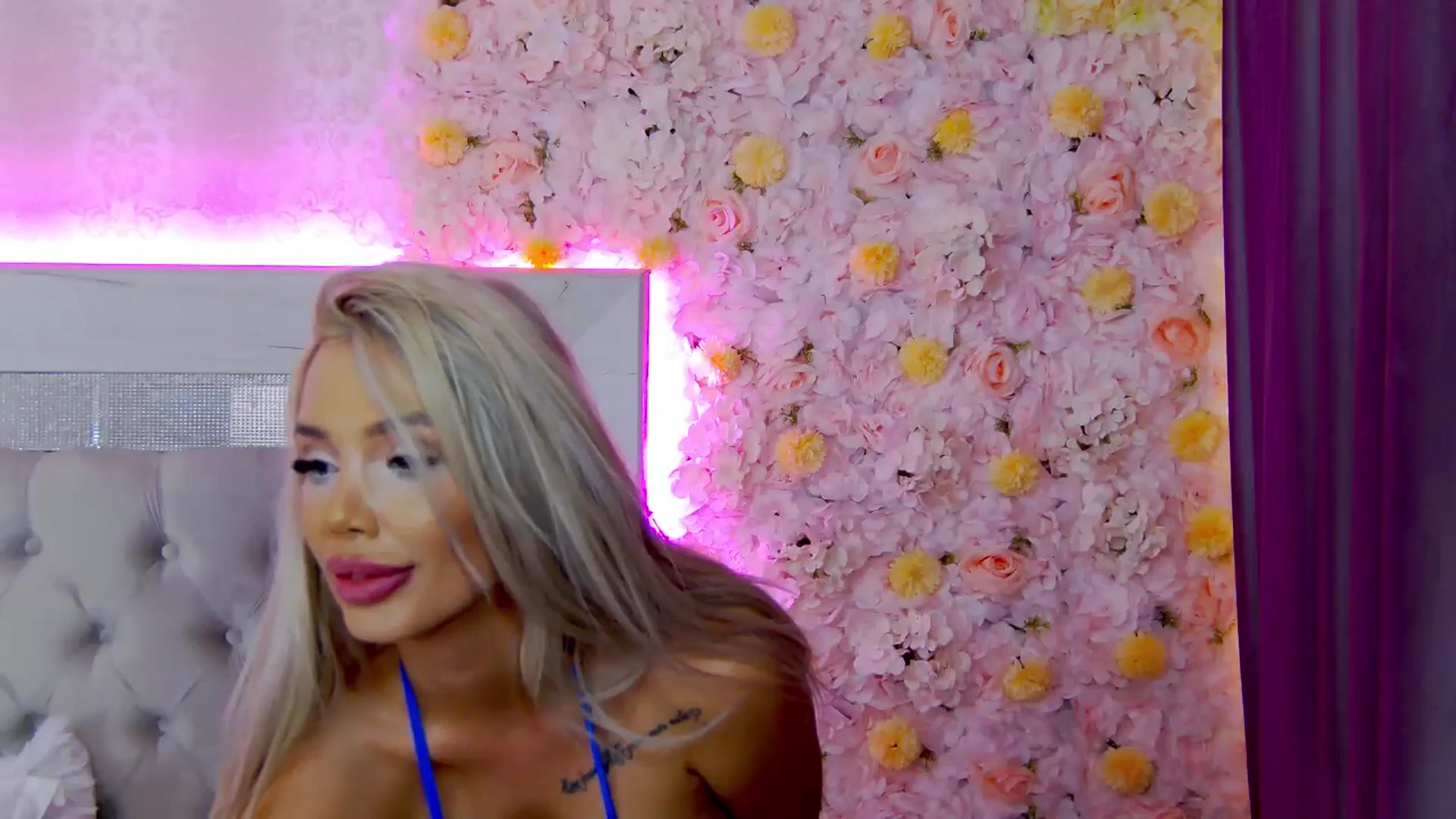 Gallery image thumbnail from BlairSins's myfreecams stream on, 11/25/2025, 20:33 image 11 of 20