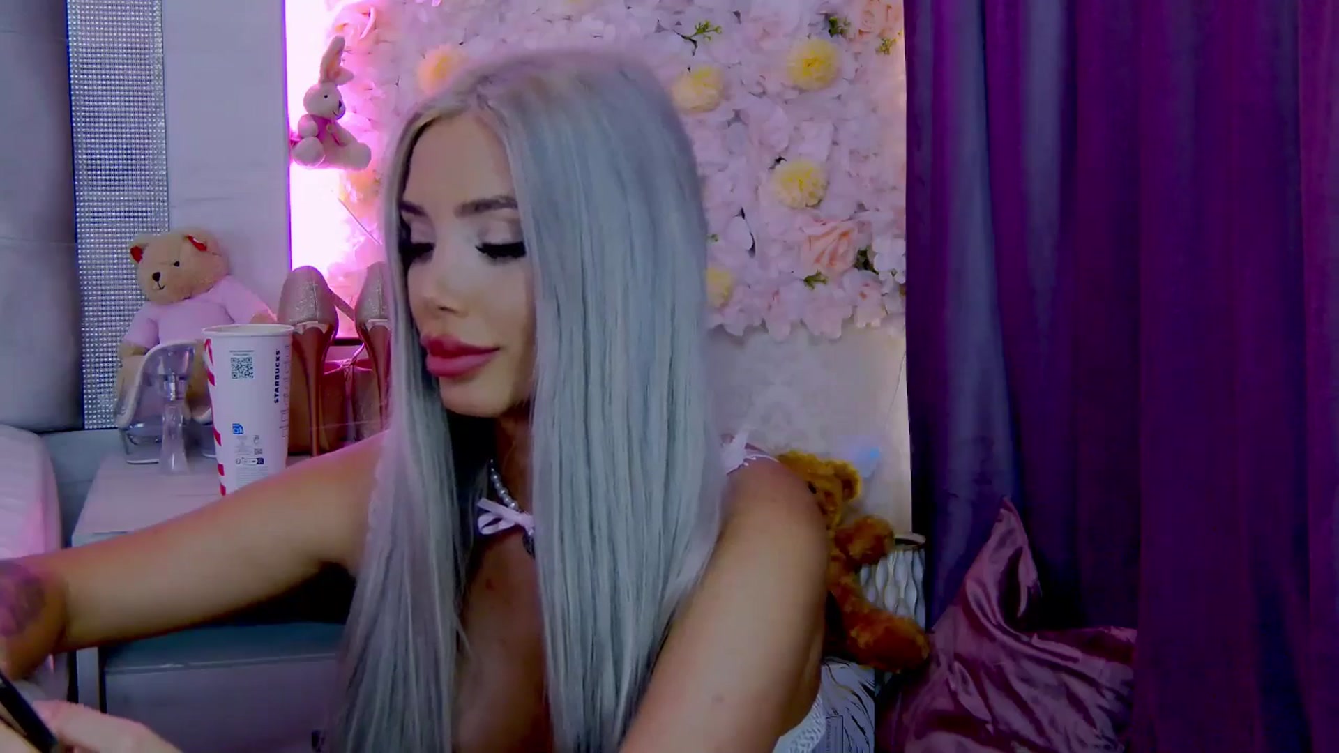 Gallery image thumbnail from BlairSins's myfreecams stream on, 12/22/2025, 18:39 image 18 of 20