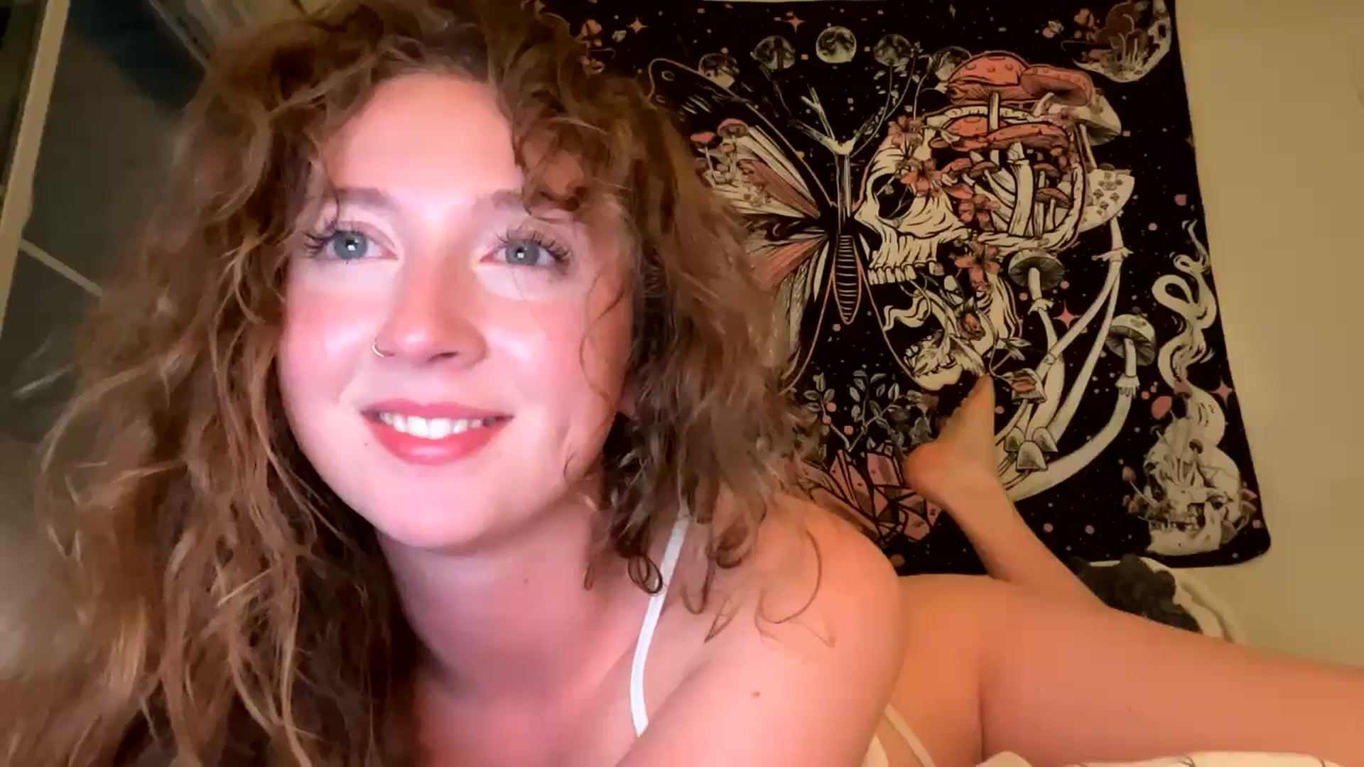 Gallery image thumbnail from Blairbear03's myfreecams stream on, 09/21/2023, 04:29 image 8 of 20