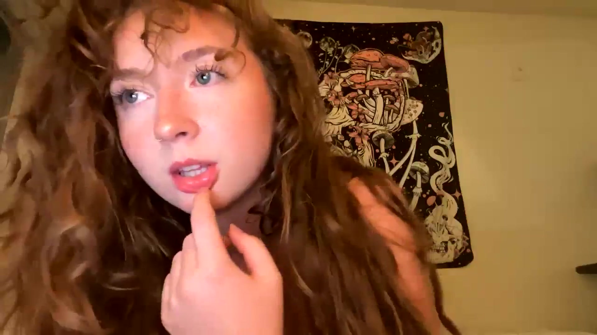 Gallery image thumbnail from Blairbear03's myfreecams stream on, 09/29/2023, 03:19 image 18 of 20