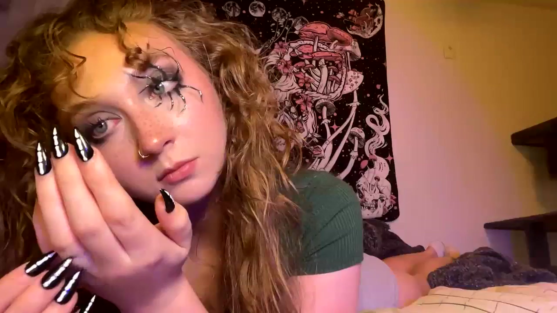 Gallery image thumbnail from Blairbear03's myfreecams stream on, 10/20/2023, 05:34 image 4 of 20