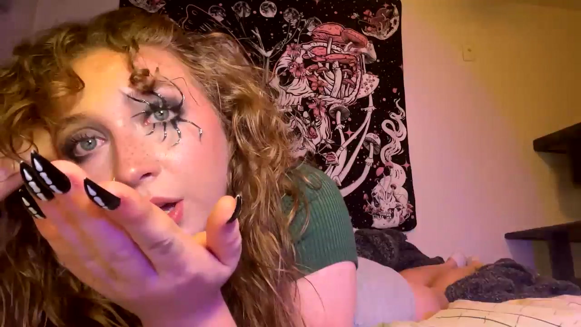 Gallery image thumbnail from Blairbear03's myfreecams stream on, 10/20/2023, 05:34 image 10 of 20