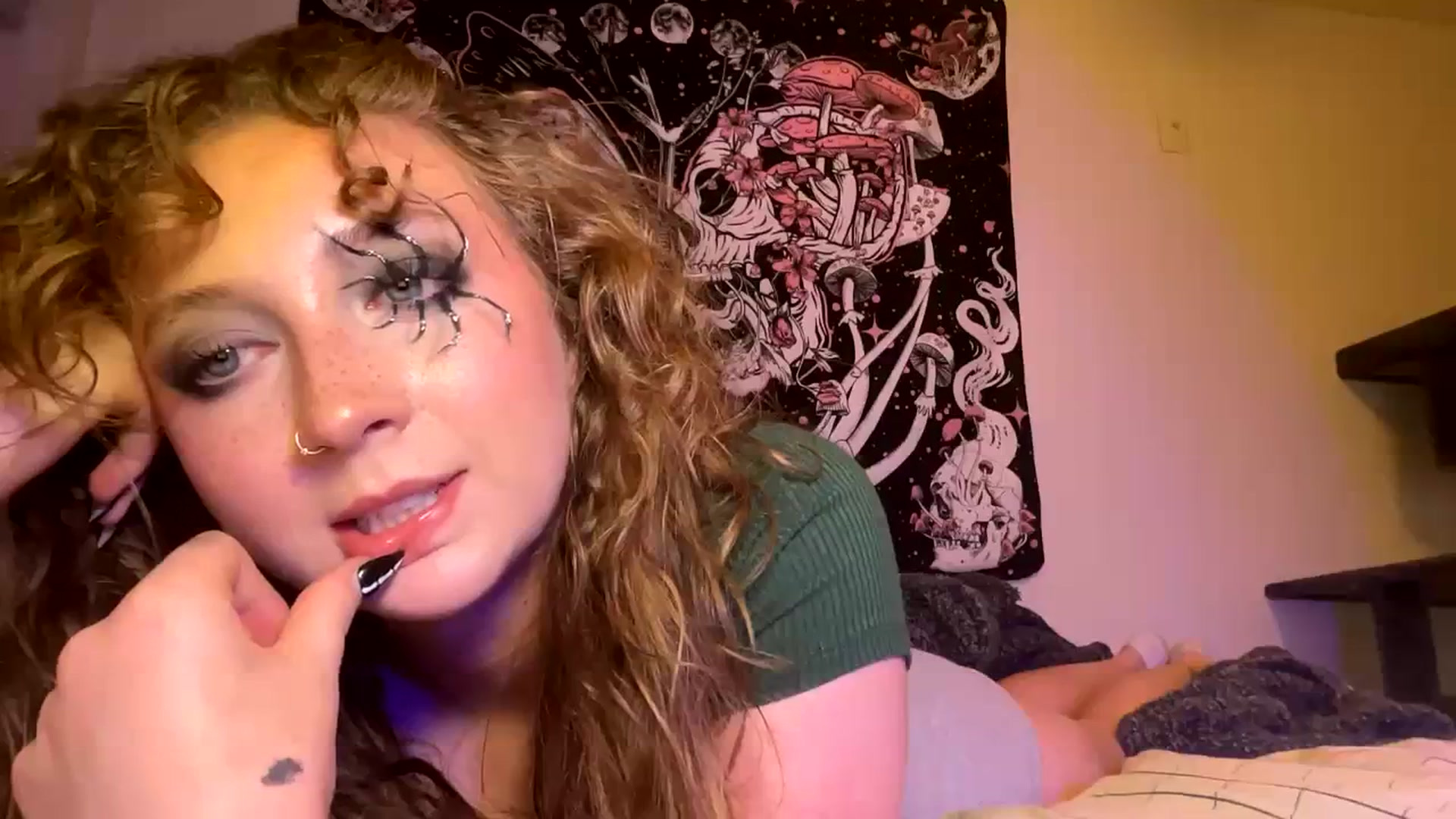 Gallery image thumbnail from Blairbear03's myfreecams stream on, 10/20/2023, 05:34 image 9 of 20
