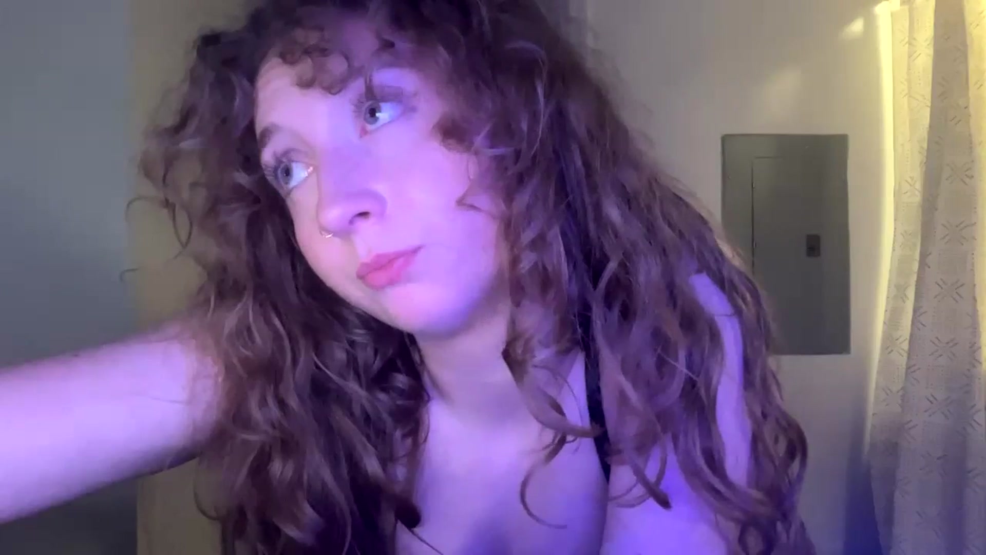 Gallery image thumbnail from Blairbear03's myfreecams stream on, 12/01/2023, 08:02 image 16 of 20