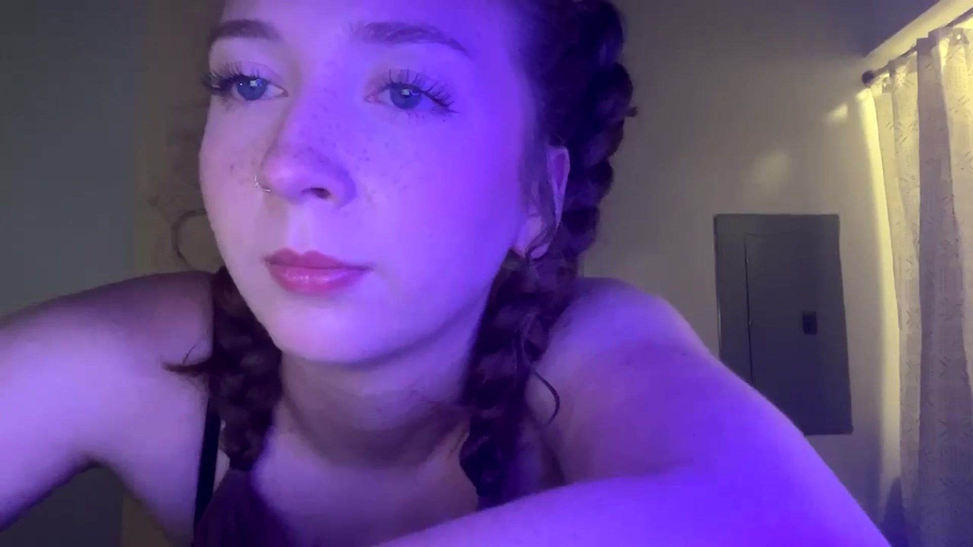 Gallery image thumbnail from Blairbear03's myfreecams stream on, 12/03/2023, 04:21 image 16 of 20