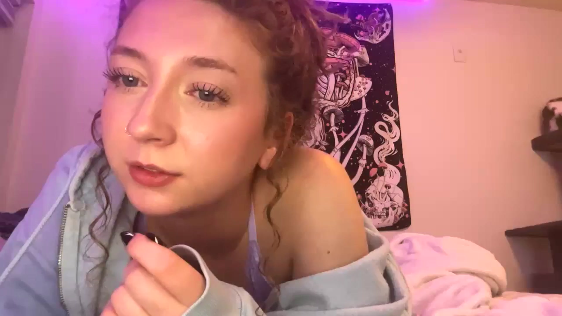 Gallery image thumbnail from Blairbear03's myfreecams stream on, 02/02/2024, 04:57 image 9 of 20