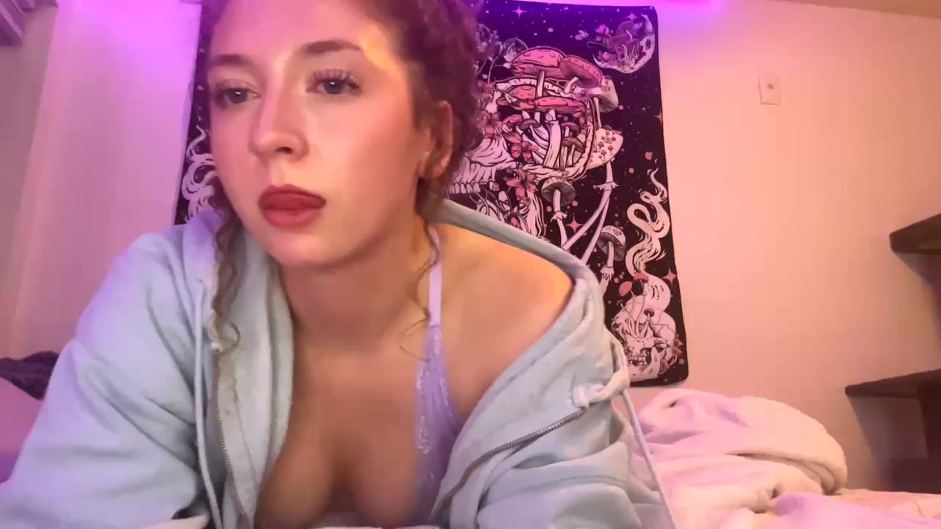 Gallery image thumbnail from Blairbear03's myfreecams stream on, 02/02/2024, 04:57 image 3 of 20