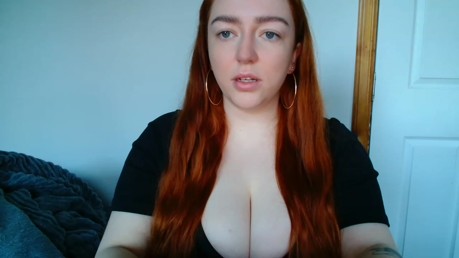 Gallery image thumbnail from Blairbunnie's myfreecams stream on, 11/22/2022, 15:01 image 2 of 20