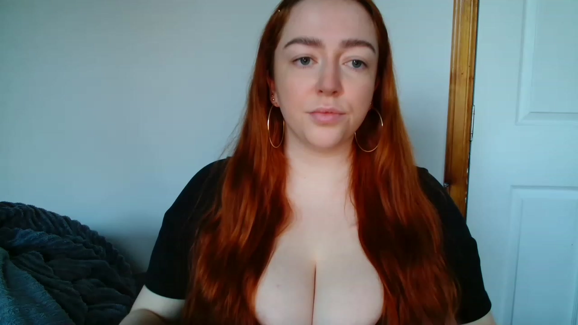 Gallery image thumbnail from Blairbunnie's myfreecams stream on, 11/22/2022, 15:01 image 10 of 20