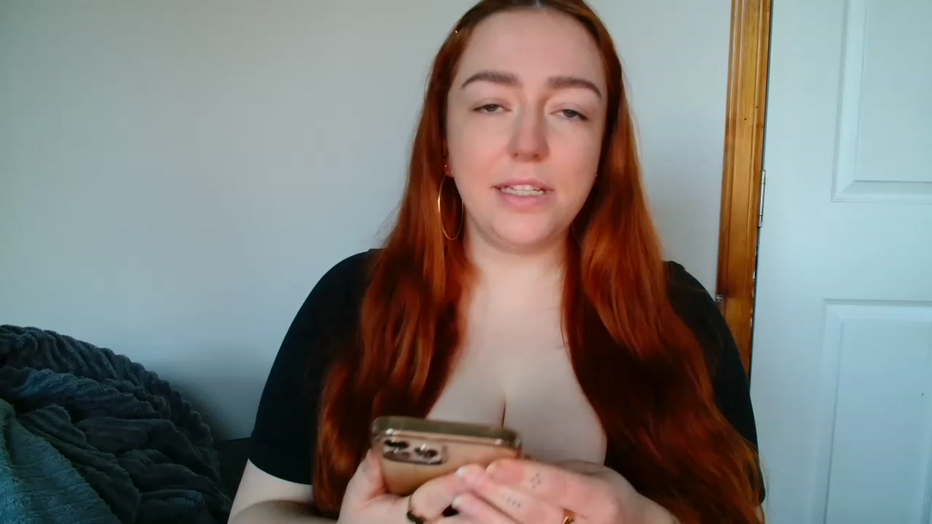 Gallery image thumbnail from Blairbunnie's myfreecams stream on, 11/22/2022, 15:01 image 11 of 20