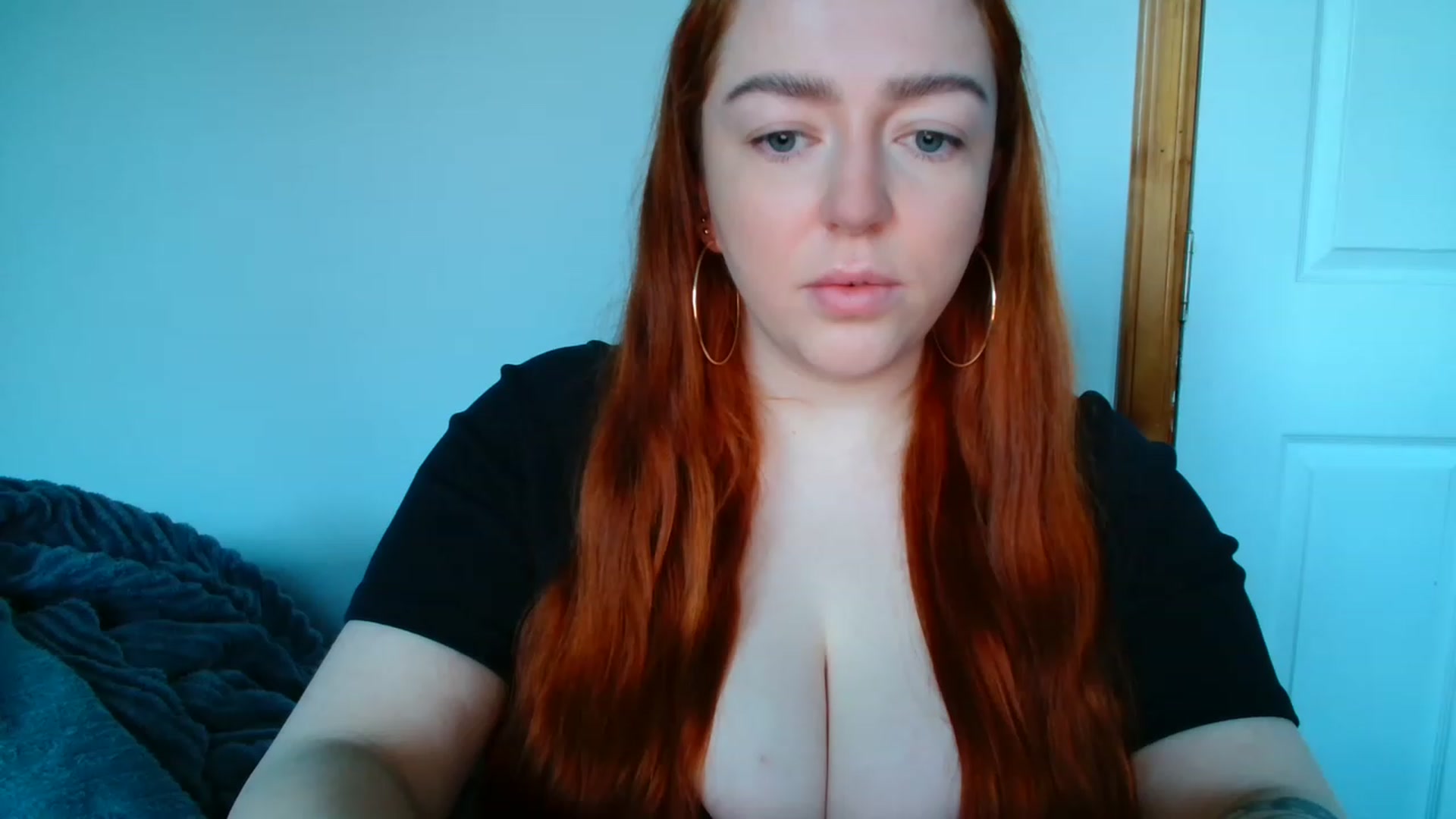 Gallery image thumbnail from Blairbunnie's myfreecams stream on, 11/22/2022, 15:01 image 6 of 20