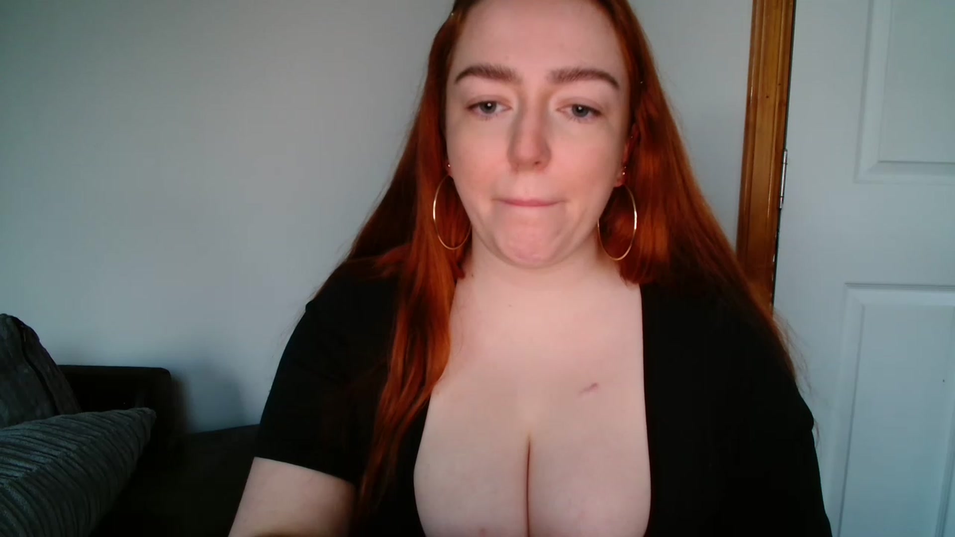 Gallery image thumbnail from Blairbunnie's myfreecams stream on, 11/22/2022, 15:54 image 4 of 20