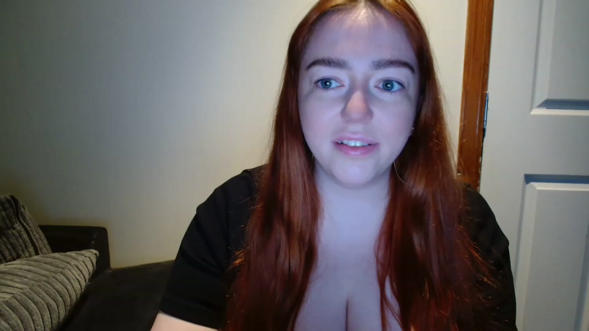 Gallery image thumbnail from Blairbunnie's myfreecams stream on, 11/22/2022, 16:10 image 8 of 20