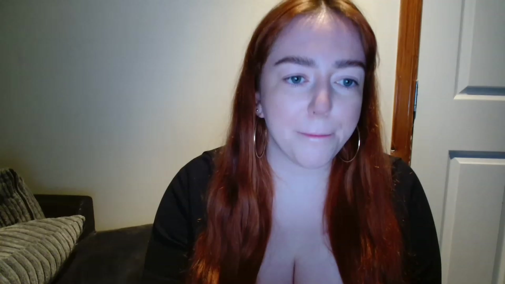Gallery image thumbnail from Blairbunnie's myfreecams stream on, 11/22/2022, 16:10 image 19 of 20