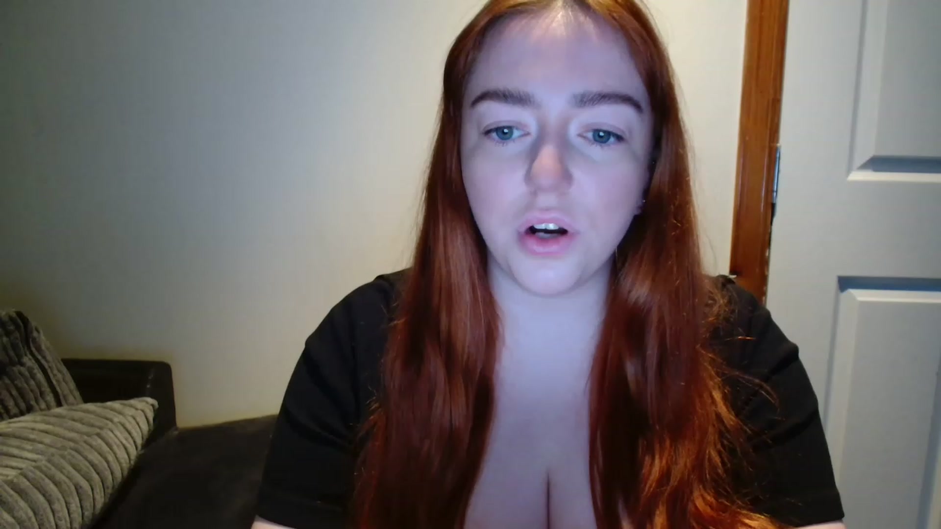 Gallery image thumbnail from Blairbunnie's myfreecams stream on, 11/22/2022, 16:10 image 5 of 20
