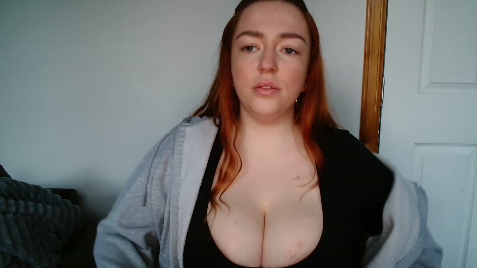 Gallery image thumbnail from Blairbunnie's myfreecams stream on, 11/23/2022, 15:51 image 6 of 20