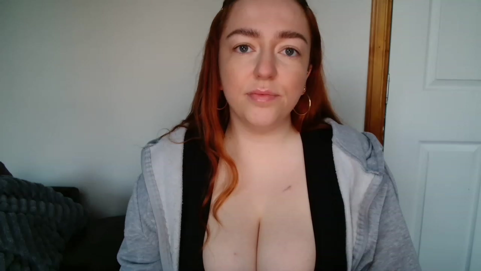Gallery image thumbnail from Blairbunnie's myfreecams stream on, 11/23/2022, 15:51 image 8 of 20