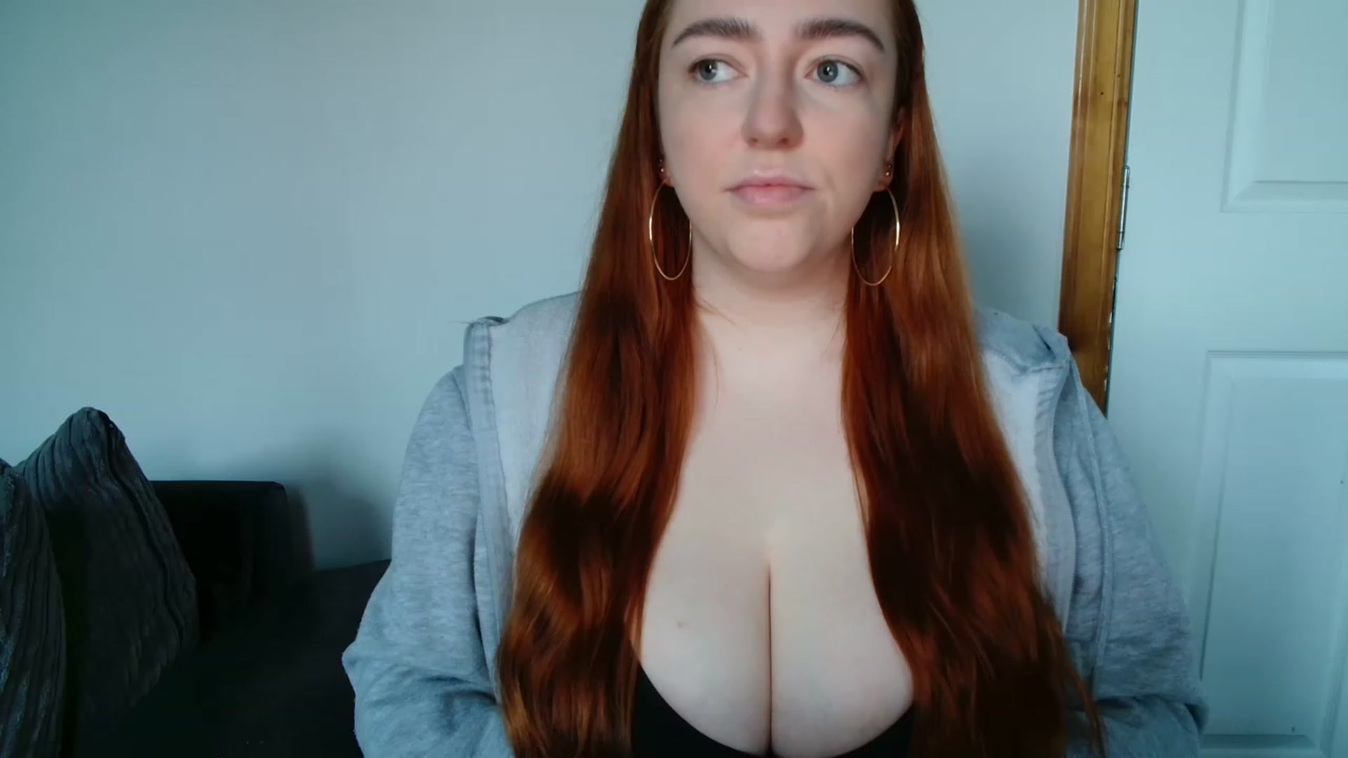 Gallery image thumbnail from Blairbunnie's myfreecams stream on, 11/25/2022, 14:46 image 13 of 20