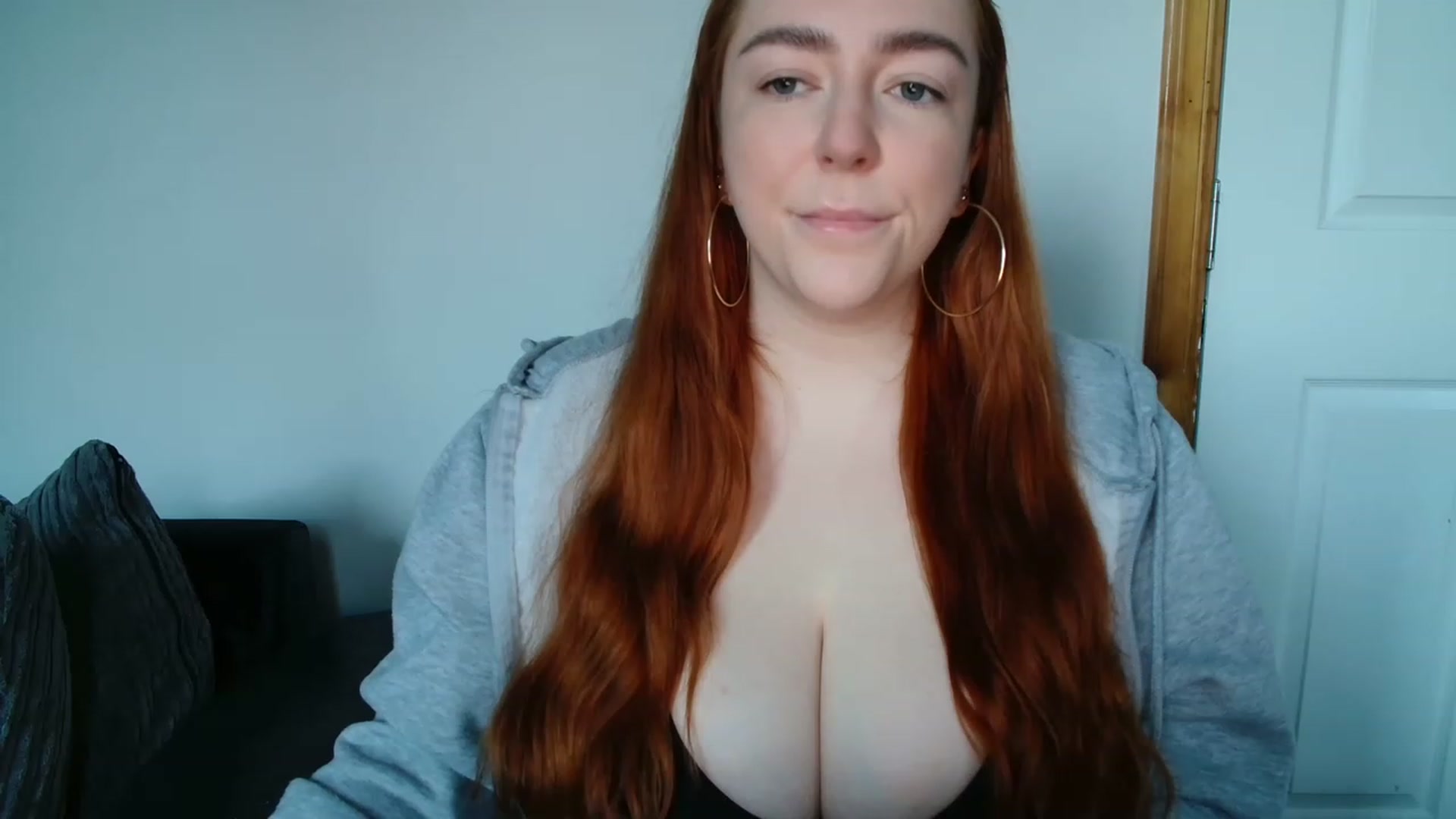 Gallery image thumbnail from Blairbunnie's myfreecams stream on, 11/25/2022, 14:46 image 11 of 20