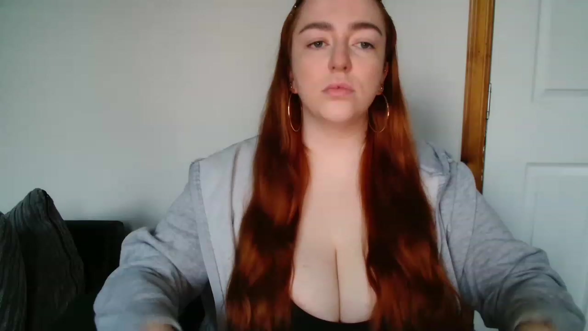 Gallery image thumbnail from Blairbunnie's myfreecams stream on, 11/25/2022, 15:17 image 4 of 20