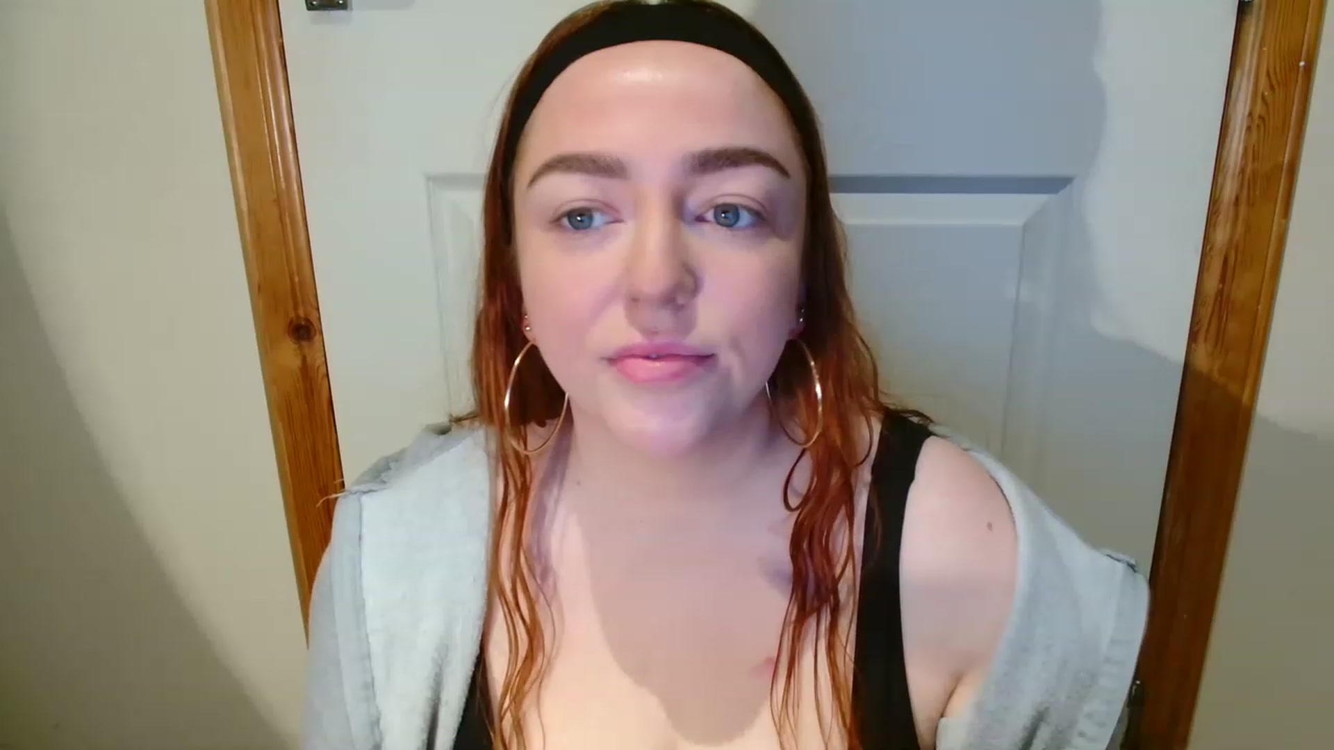 Gallery image thumbnail from Blairbunnie's myfreecams stream on, 11/28/2022, 19:56 image 10 of 20