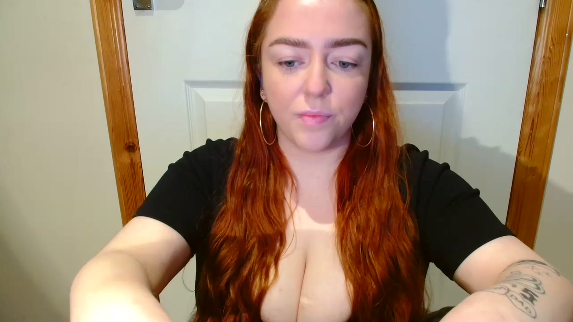 Gallery image thumbnail from Blairbunnie's myfreecams stream on, 11/29/2022, 16:34 image 11 of 20