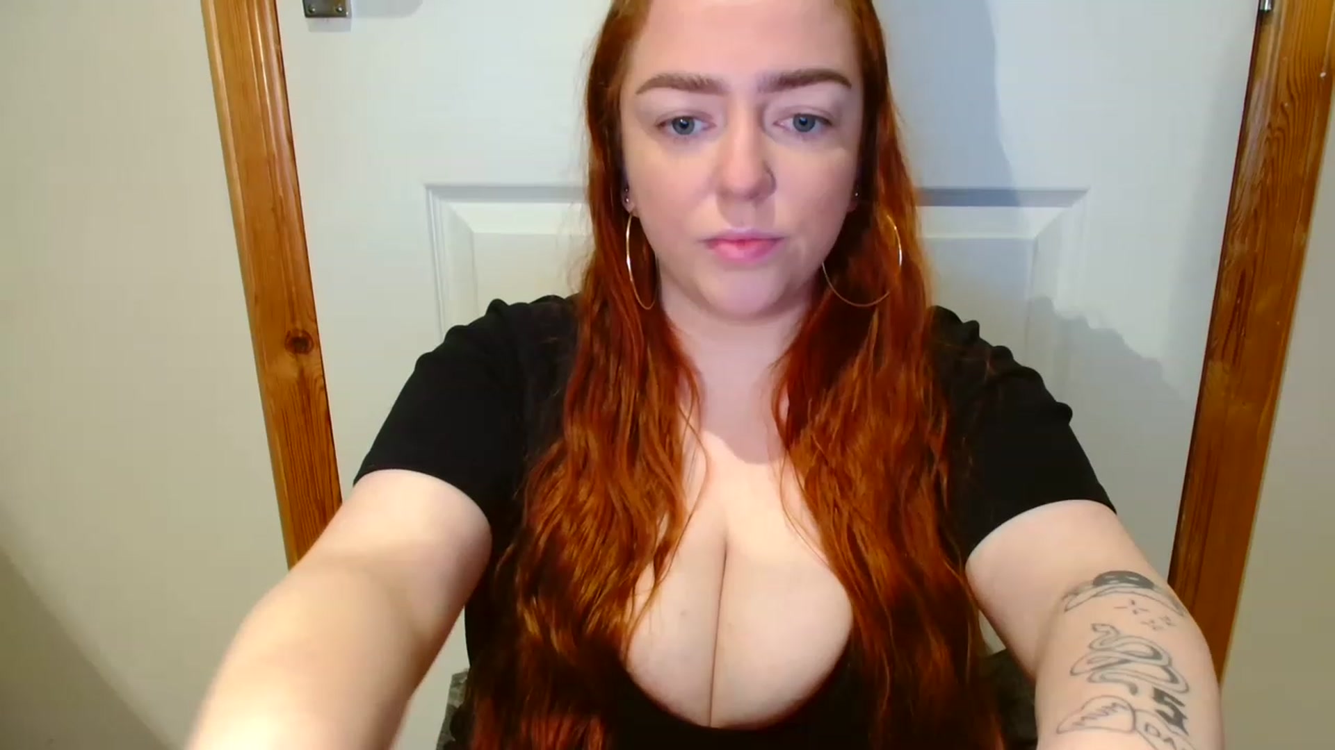 Gallery image thumbnail from Blairbunnie's myfreecams stream on, 11/29/2022, 16:34 image 14 of 20