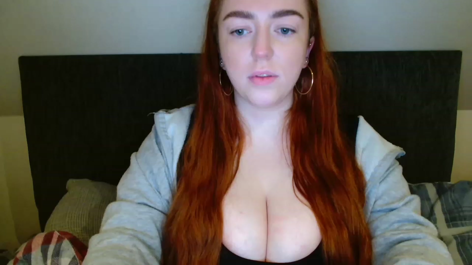 Gallery image thumbnail from Blairbunnie's myfreecams stream on, 12/01/2022, 02:53 image 20 of 20