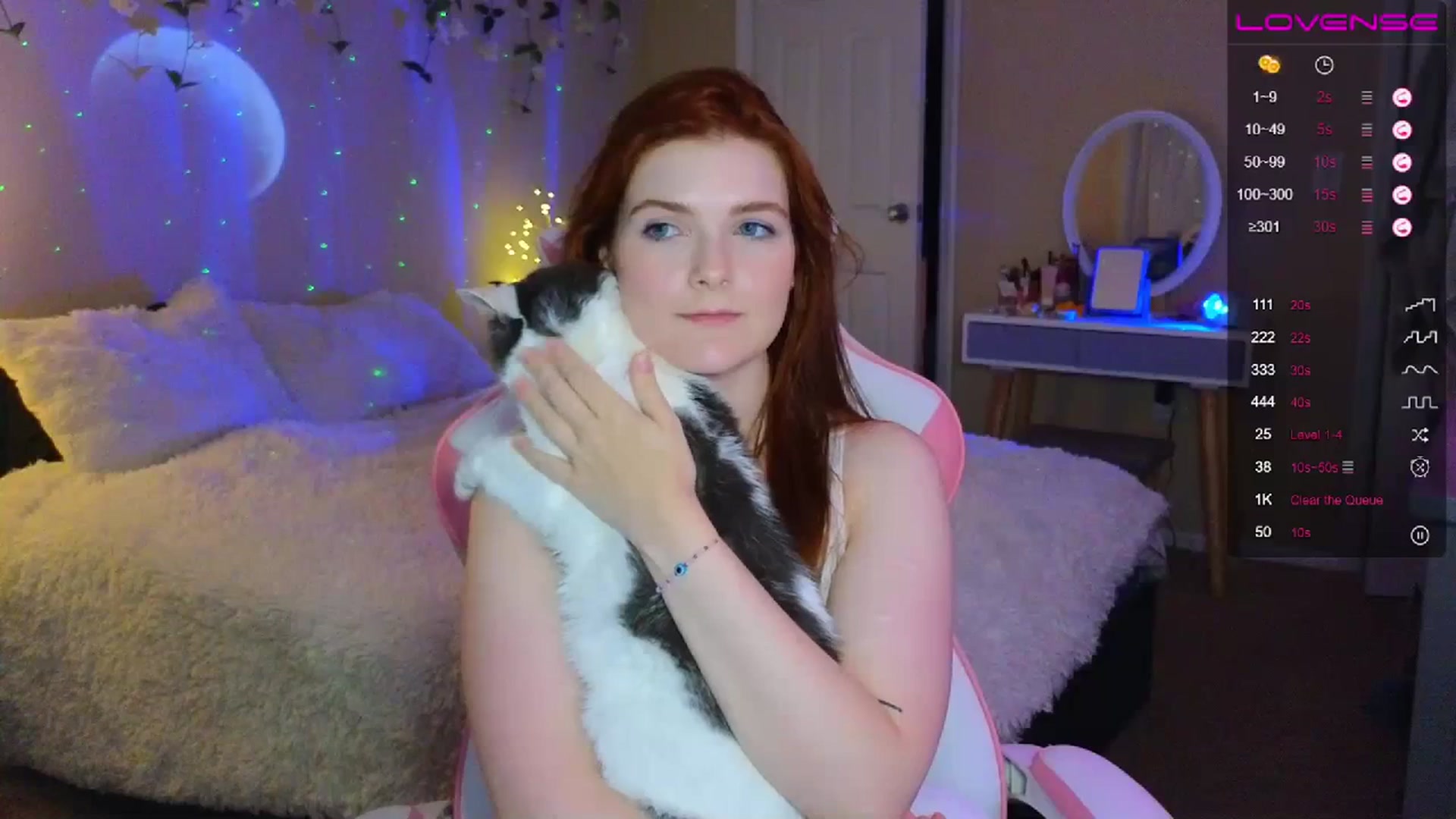Gallery image thumbnail from BlaireBlake's myfreecams stream on, 07/21/2023, 24:25 image 19 of 20