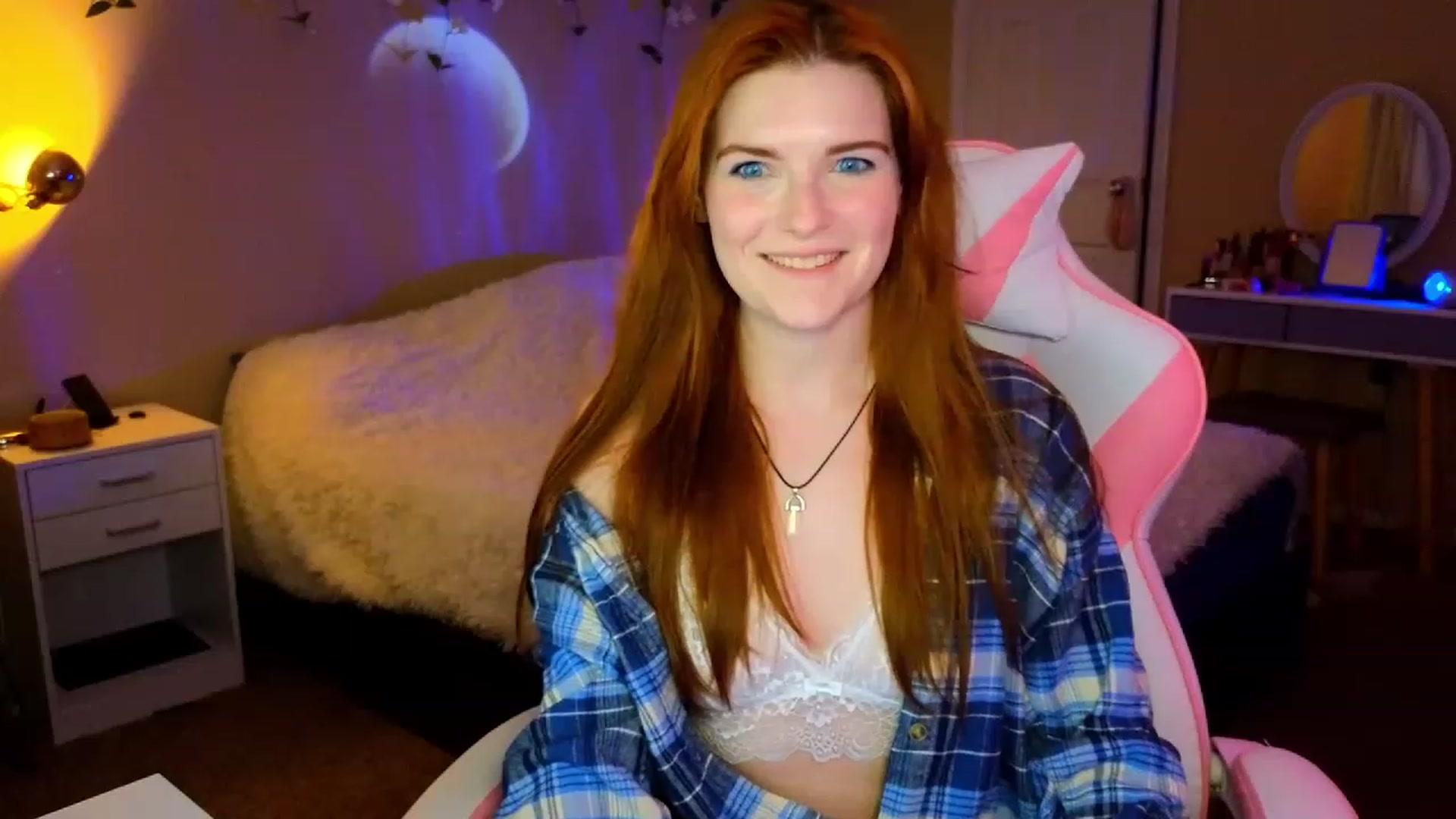 Gallery image thumbnail from BlaireBlake's myfreecams stream on, 08/22/2023, 24:38 image 18 of 20