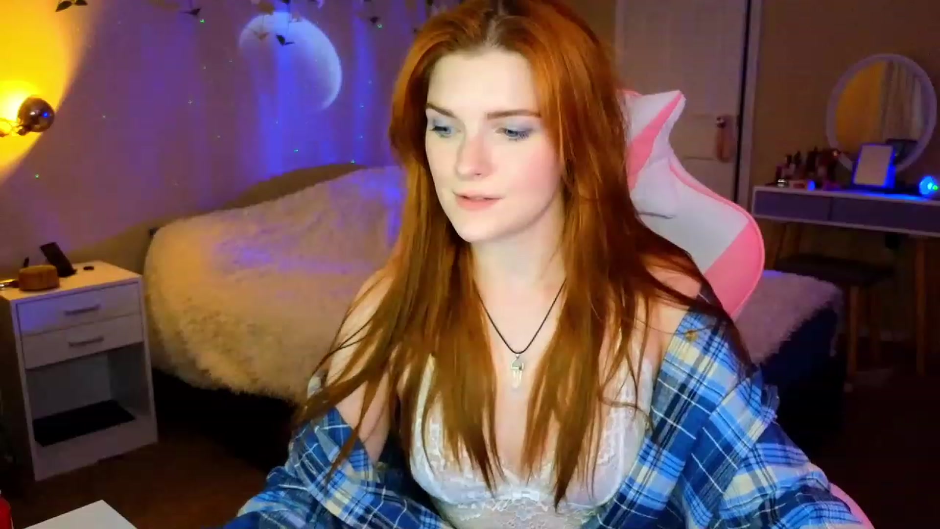 Gallery image thumbnail from BlaireBlake's myfreecams stream on, 08/22/2023, 24:38 image 14 of 20