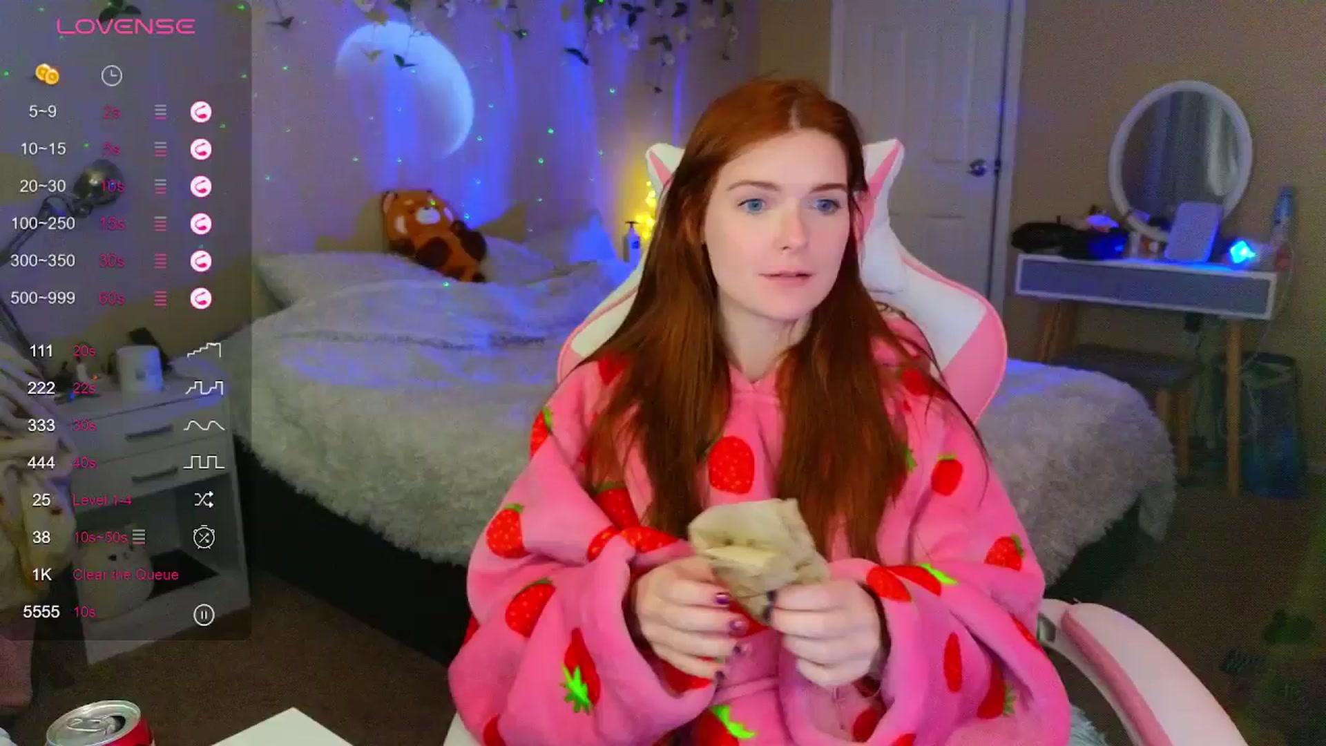 Gallery image thumbnail from BlaireBlake's myfreecams stream on, 11/28/2023, 01:55 image 18 of 20