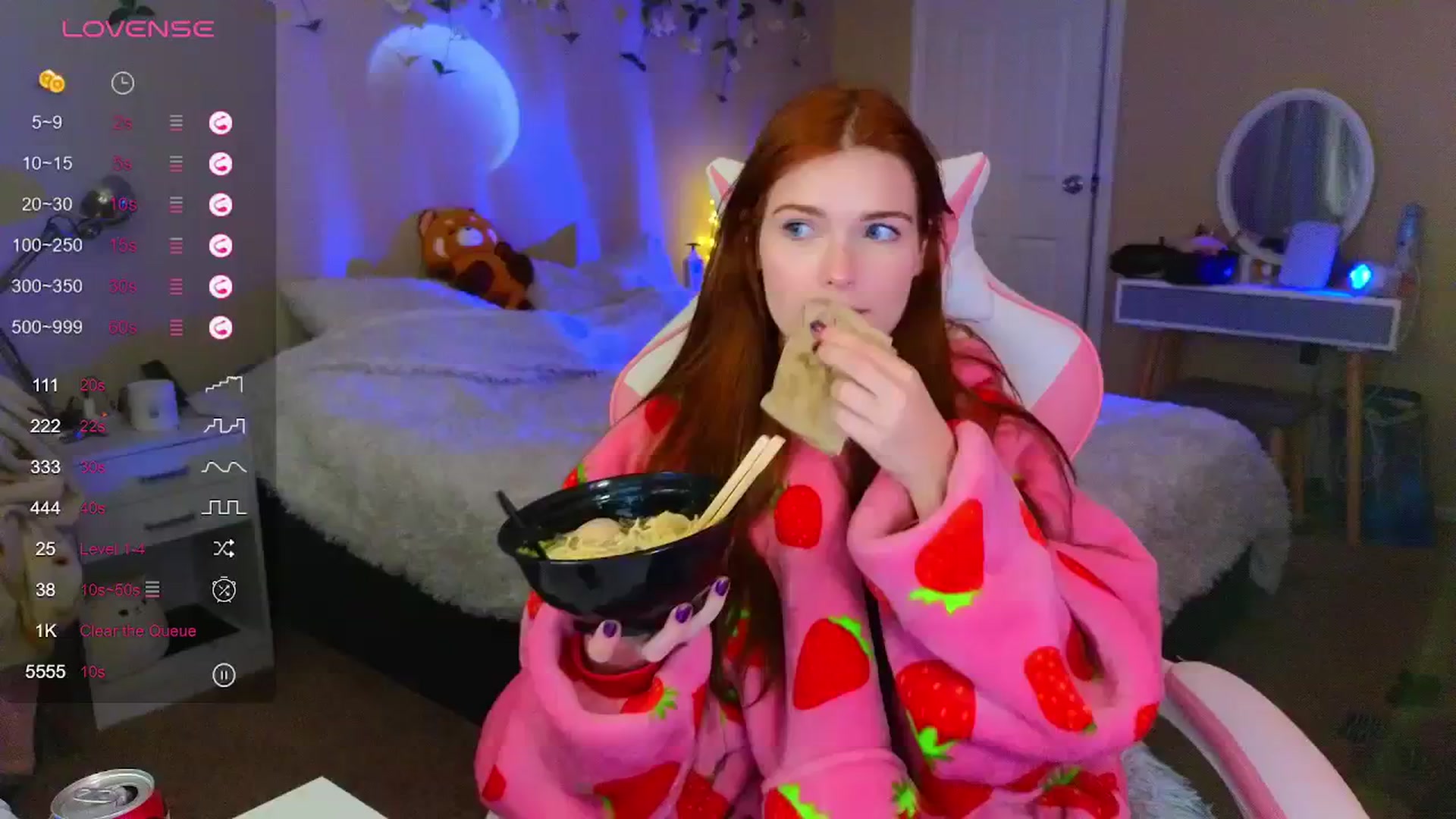Gallery image thumbnail from BlaireBlake's myfreecams stream on, 11/28/2023, 01:55 image 17 of 20