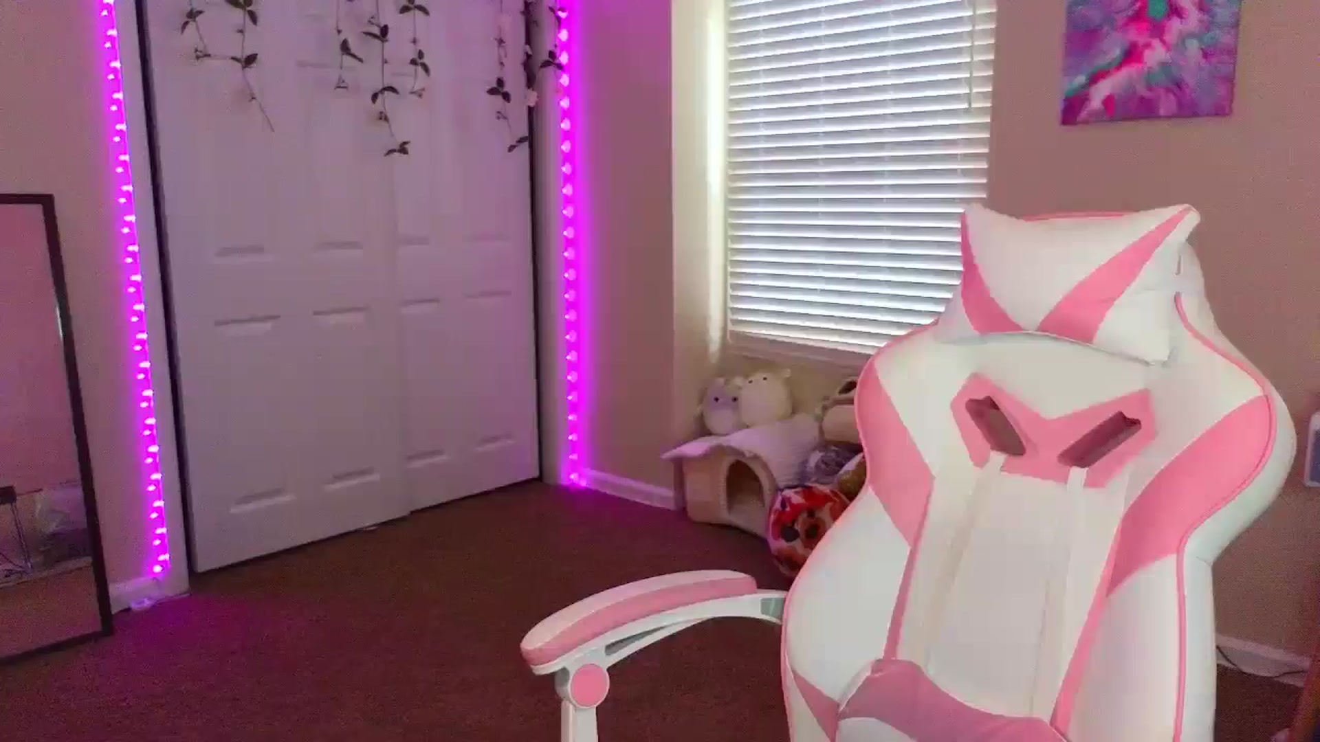 Gallery image thumbnail from BlaireBlake's myfreecams stream on, 06/30/2024, 23:41 image 13 of 20