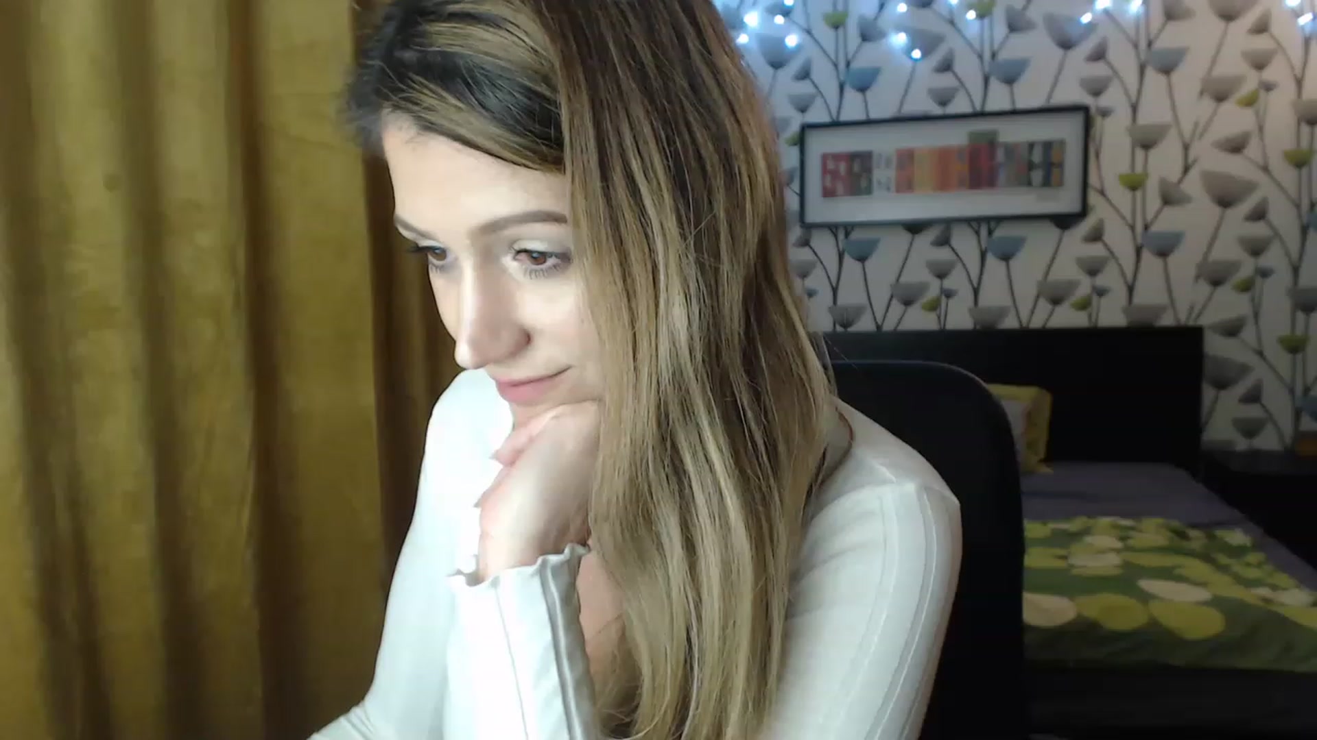 Gallery image thumbnail from BlakeLivelyi's myfreecams stream on, 11/15/2022, 15:55 image 2 of 20