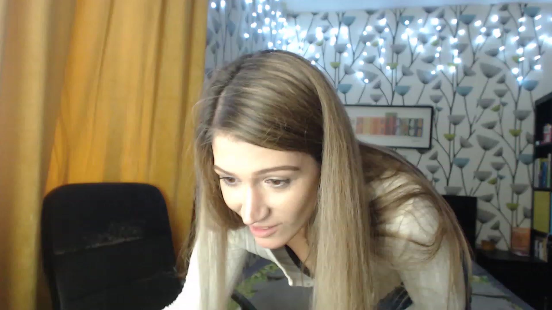 Gallery image thumbnail from BlakeLivelyi's myfreecams stream on, 12/05/2022, 10:55 image 8 of 20