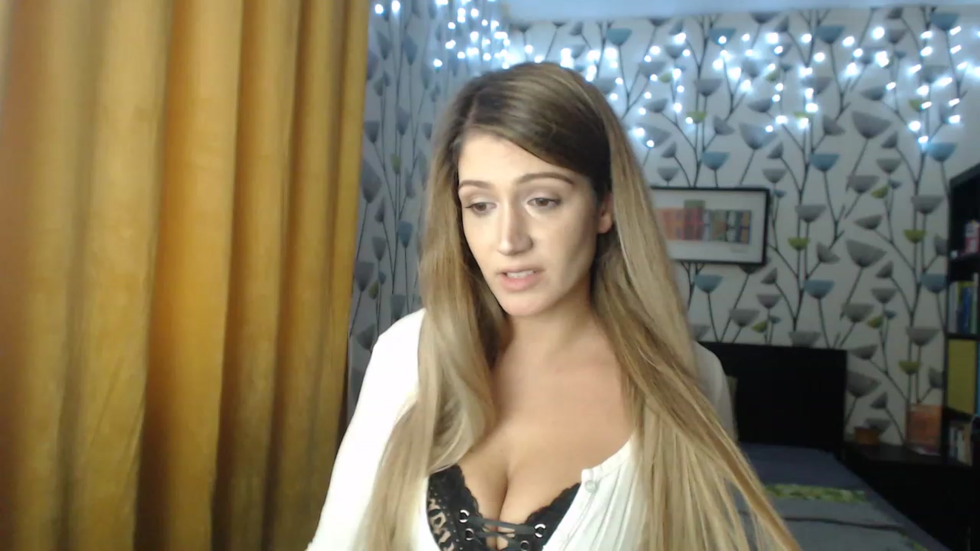Gallery image thumbnail from BlakeLivelyi's myfreecams stream on, 12/05/2022, 10:55 image 11 of 20