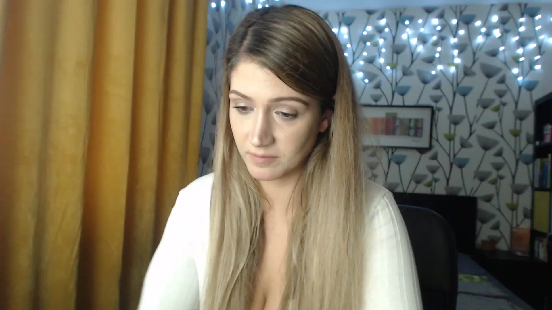 Gallery image thumbnail from BlakeLivelyi's myfreecams stream on, 12/05/2022, 10:55 image 16 of 20