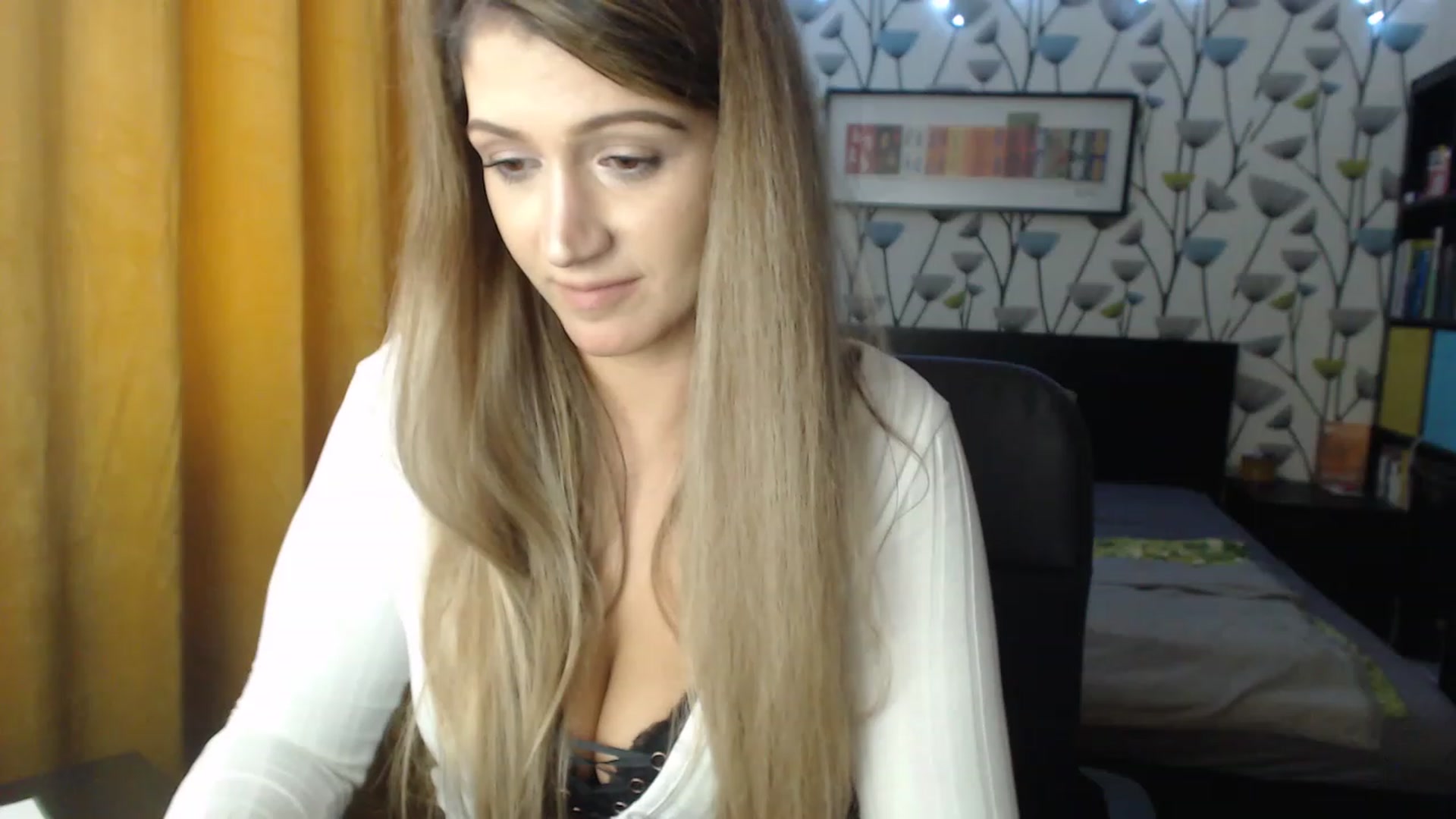Gallery image thumbnail from BlakeLivelyi's myfreecams stream on, 12/05/2022, 11:34 image 12 of 20