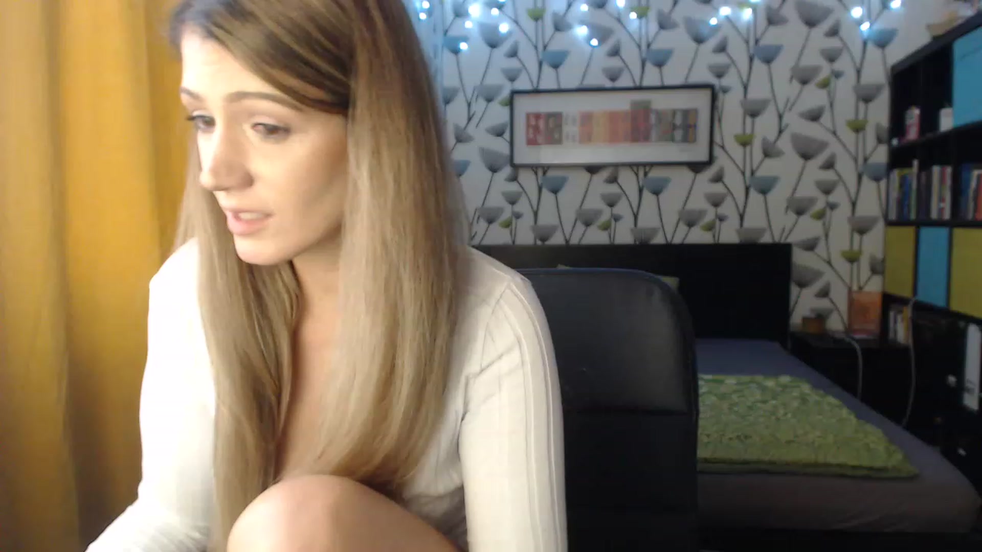 Gallery image thumbnail from BlakeLivelyi's myfreecams stream on, 12/08/2022, 10:11 image 6 of 20