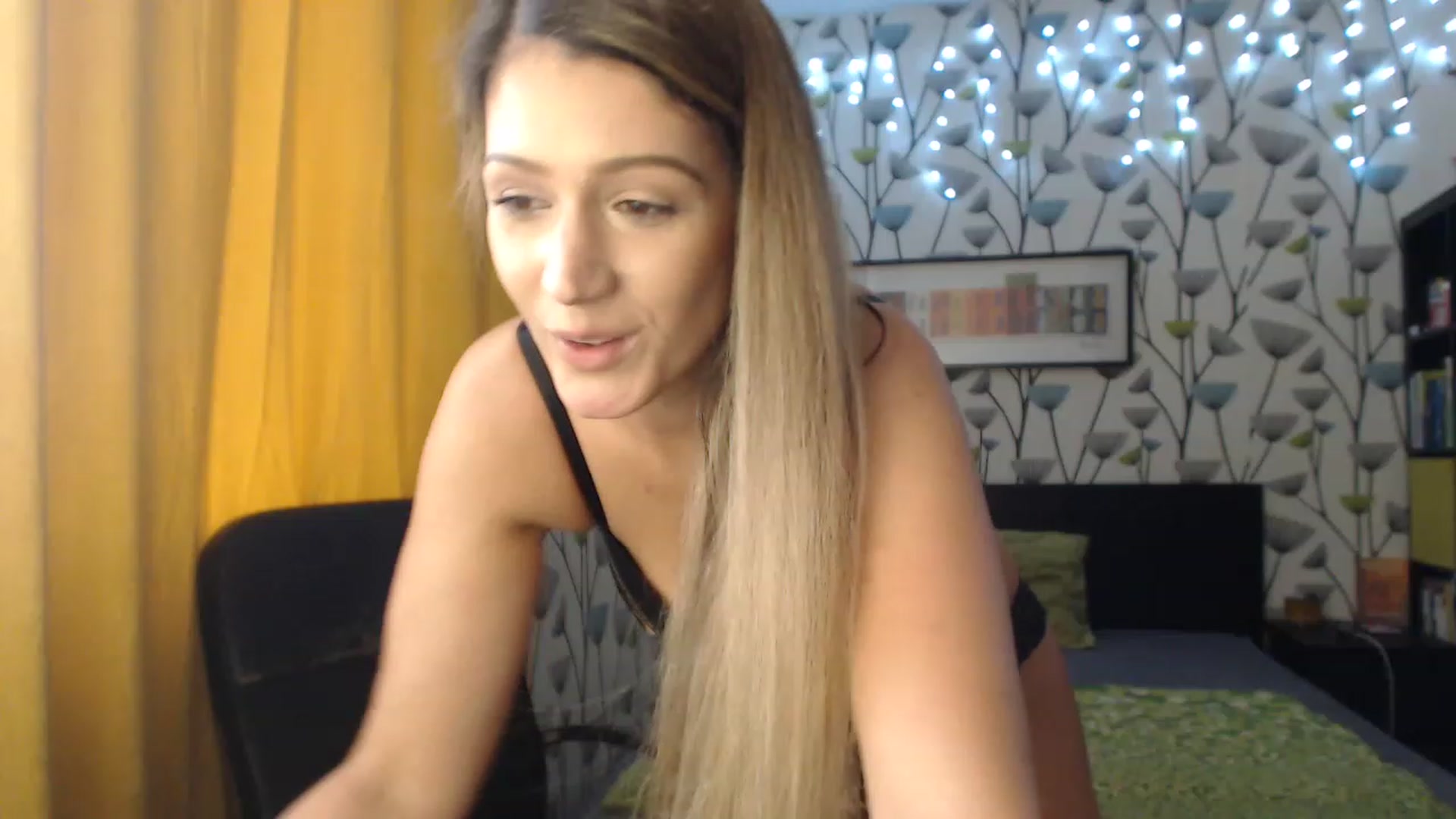 Gallery image thumbnail from BlakeLivelyi's myfreecams stream on, 12/08/2022, 10:11 image 20 of 20