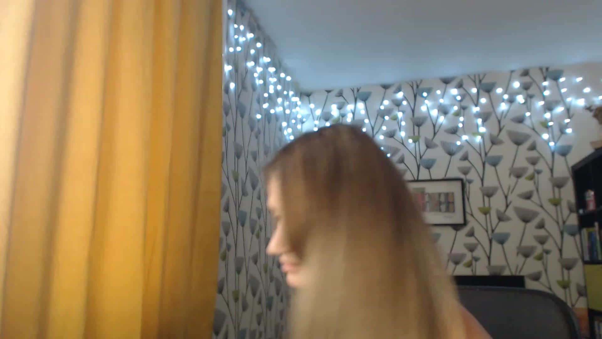 Gallery image thumbnail from BlakeLivelyi's myfreecams stream on, 12/08/2022, 10:11 image 17 of 20