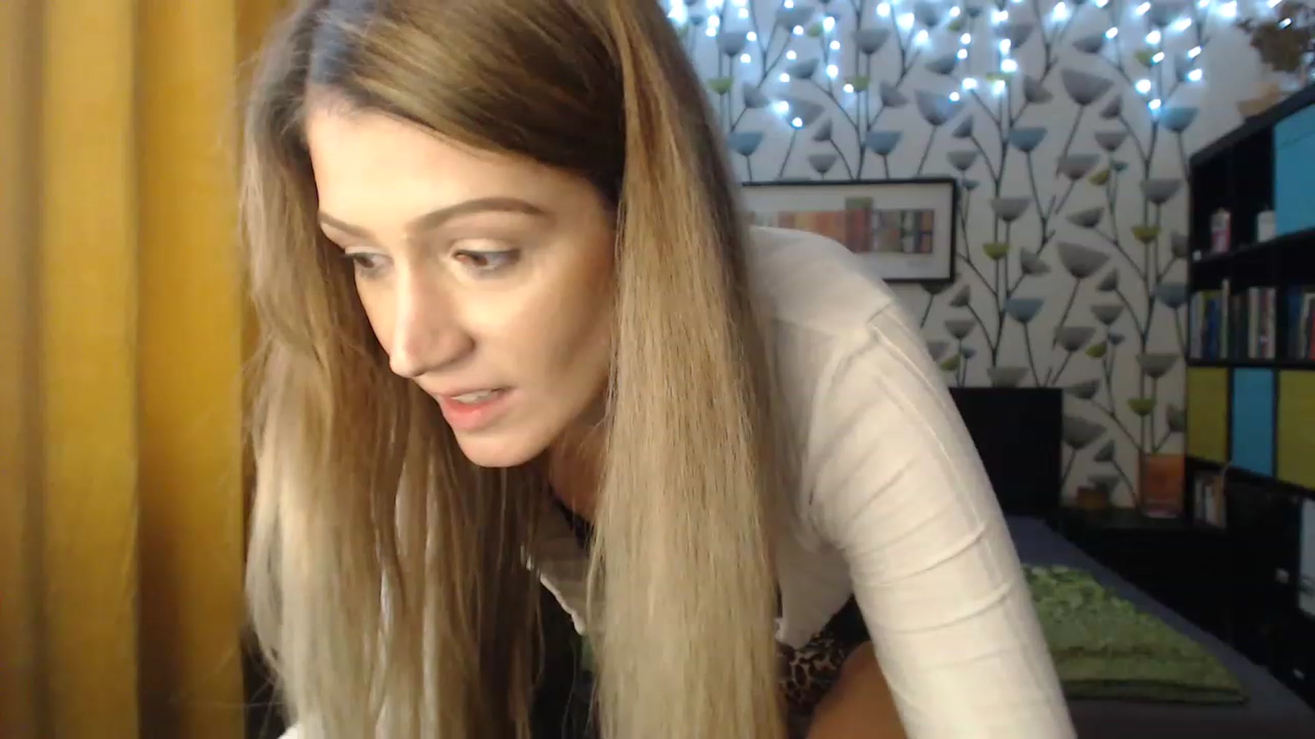 Gallery image thumbnail from BlakeLivelyi's myfreecams stream on, 12/08/2022, 12:22 image 17 of 20