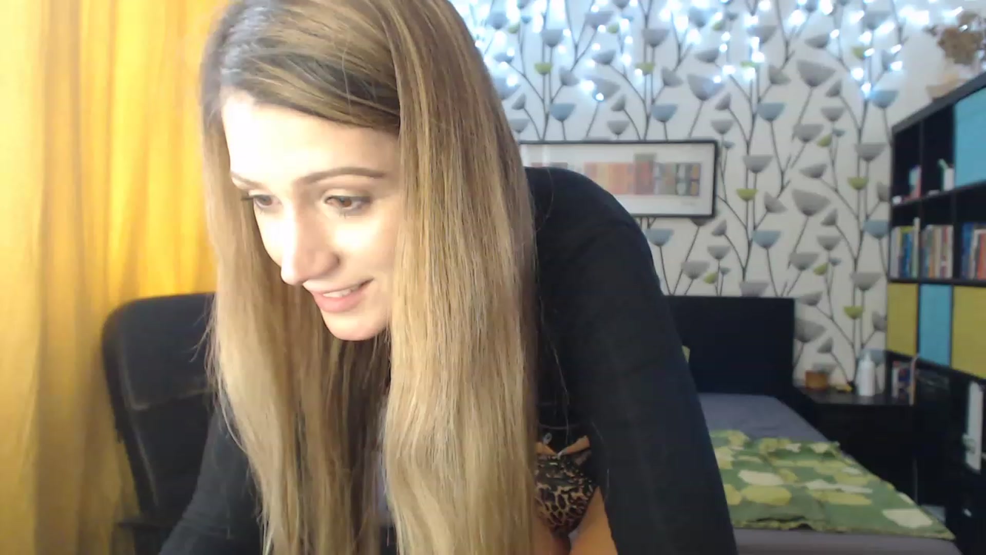 Gallery image thumbnail from BlakeLivelyi's myfreecams stream on, 12/15/2022, 11:23 image 12 of 20