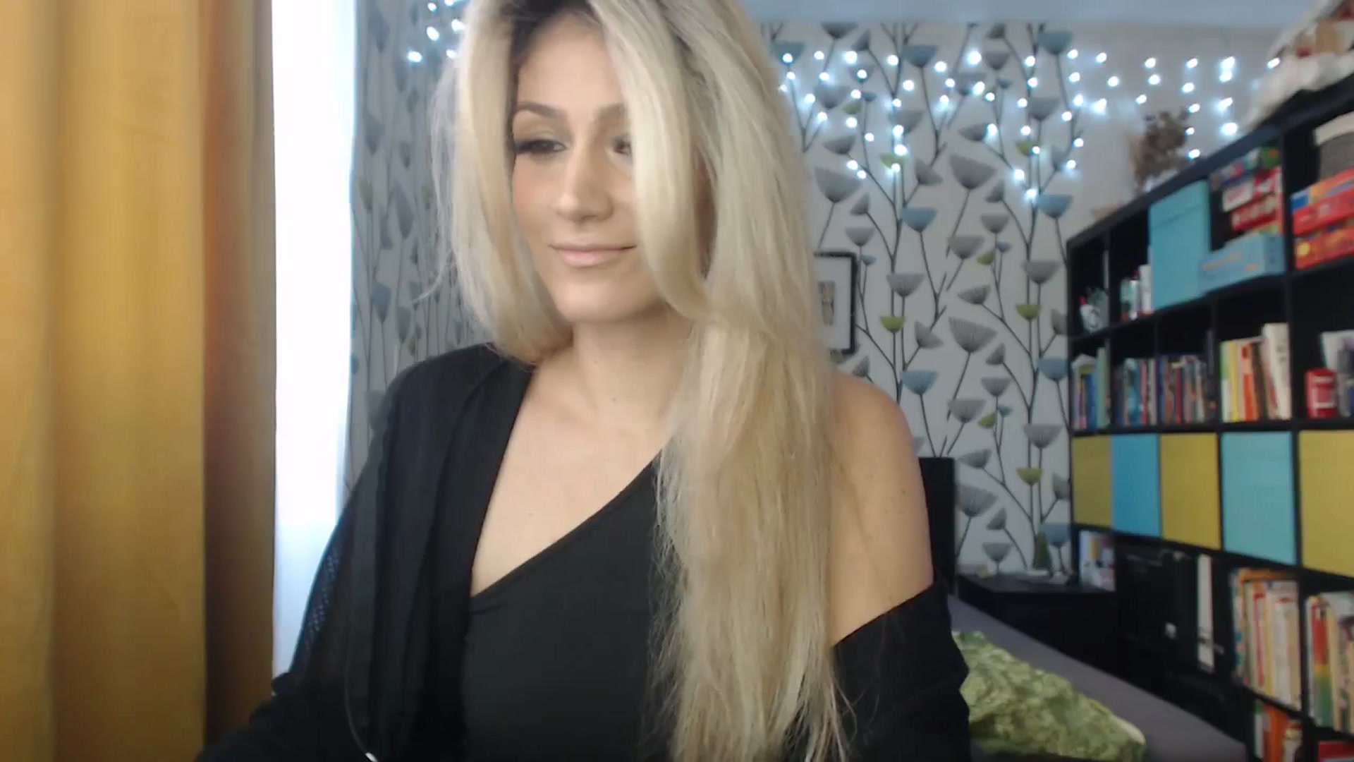 Gallery image thumbnail from BlakeLivelyi's myfreecams stream on, 12/12/2023, 12:49 image 9 of 20