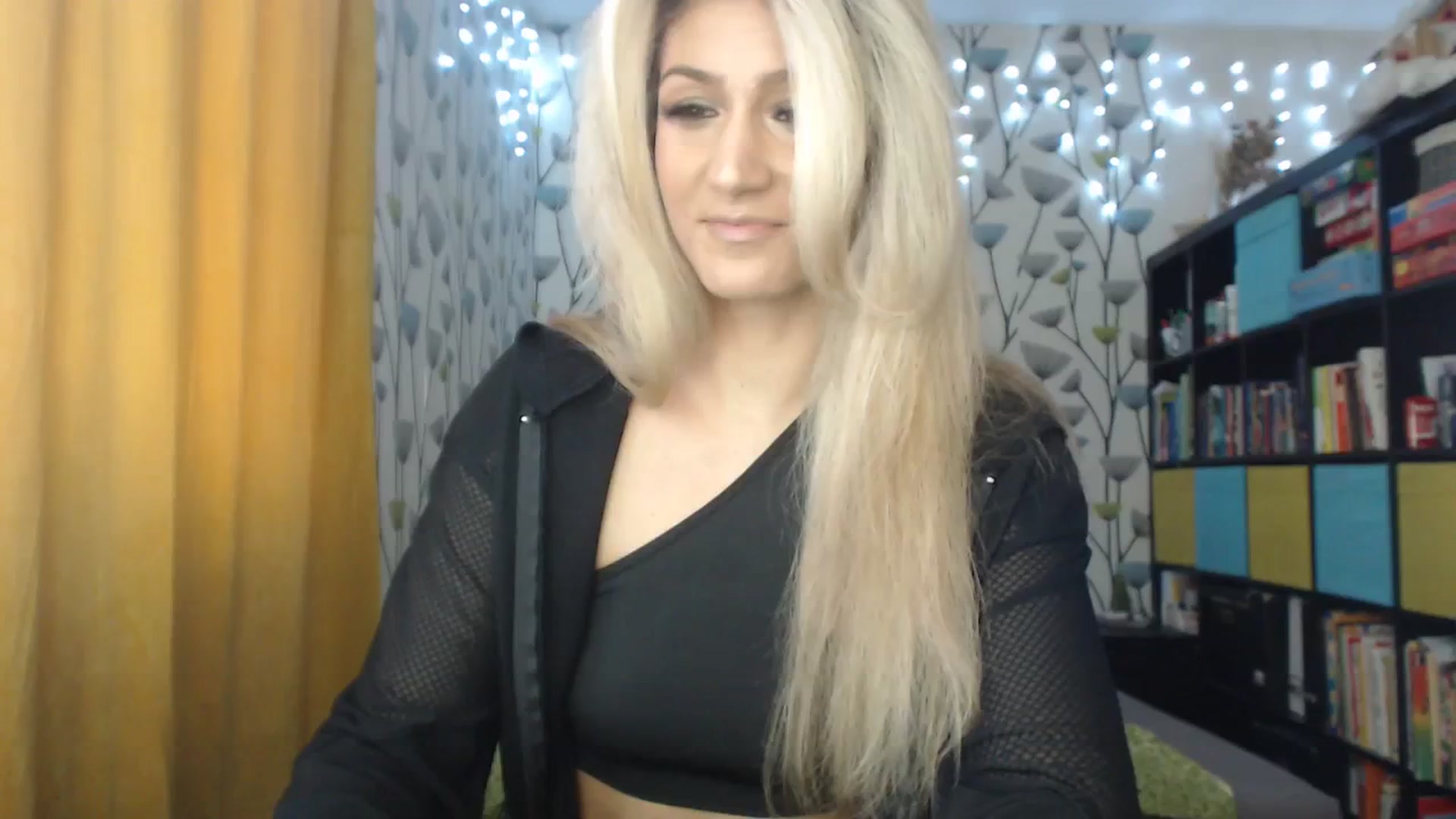 Gallery image thumbnail from BlakeLivelyi's myfreecams stream on, 12/12/2023, 12:49 image 4 of 20