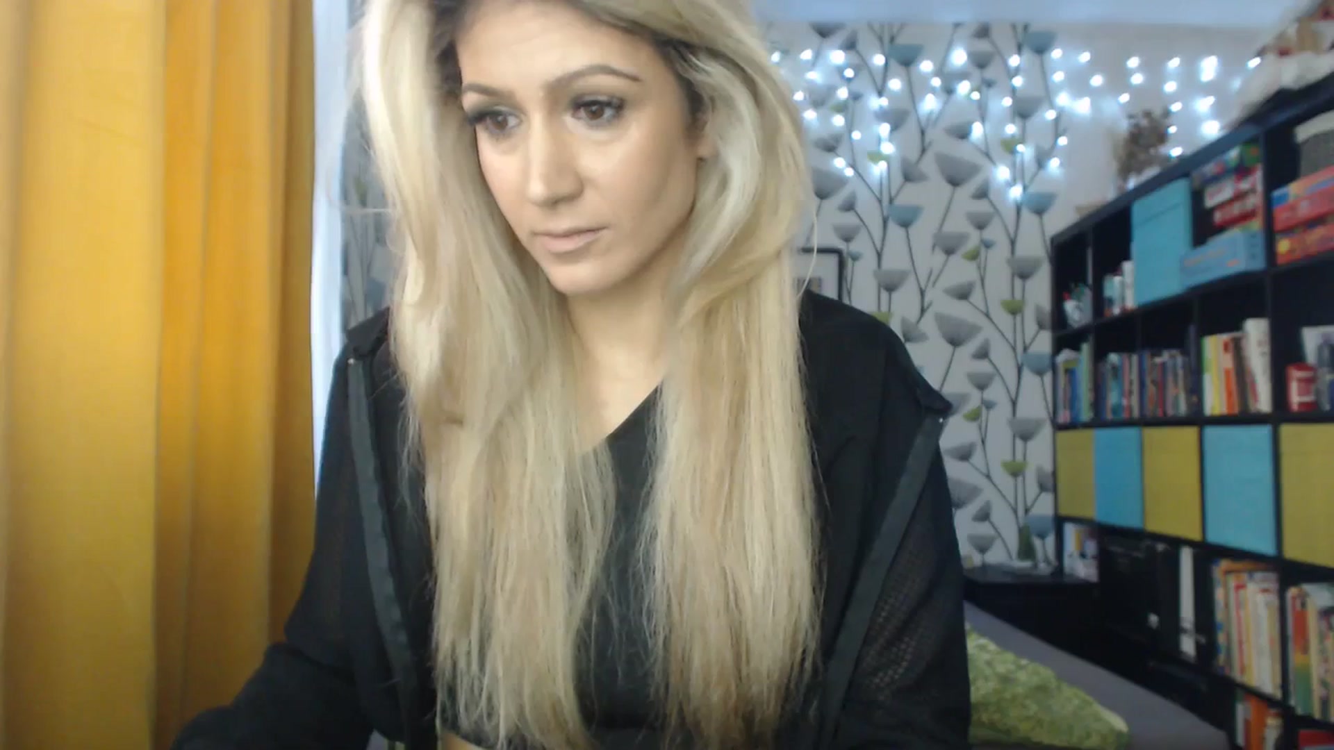Gallery image thumbnail from BlakeLivelyi's myfreecams stream on, 12/12/2023, 12:49 image 17 of 20
