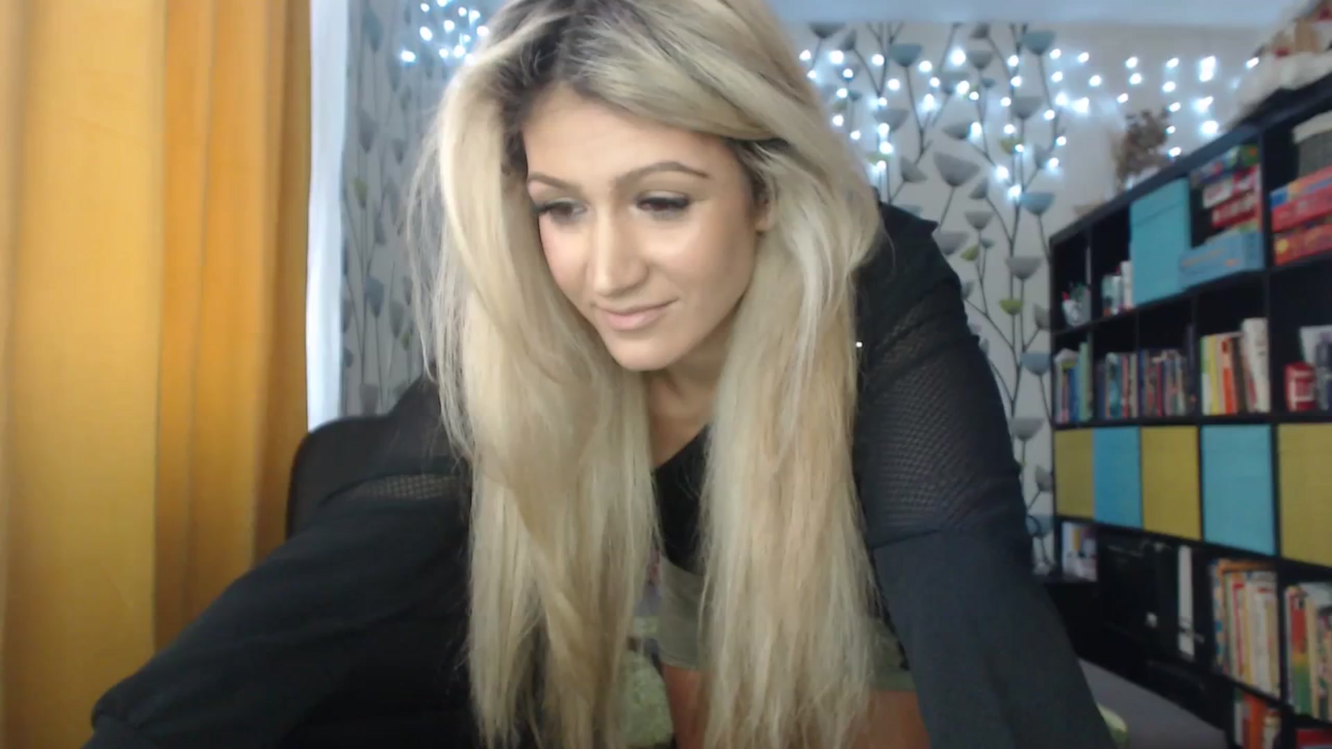 Gallery image thumbnail from BlakeLivelyi's myfreecams stream on, 12/12/2023, 12:49 image 14 of 20