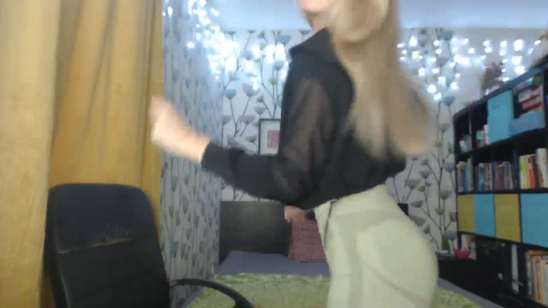 Gallery image thumbnail from BlakeLivelyi's myfreecams stream on, 12/12/2023, 14:28 image 12 of 20